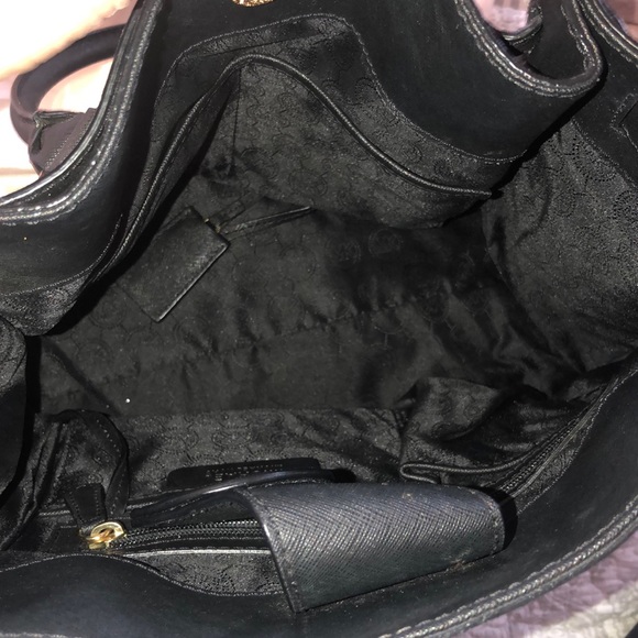 Michael kors black/gold bag - Picture 7 of 8